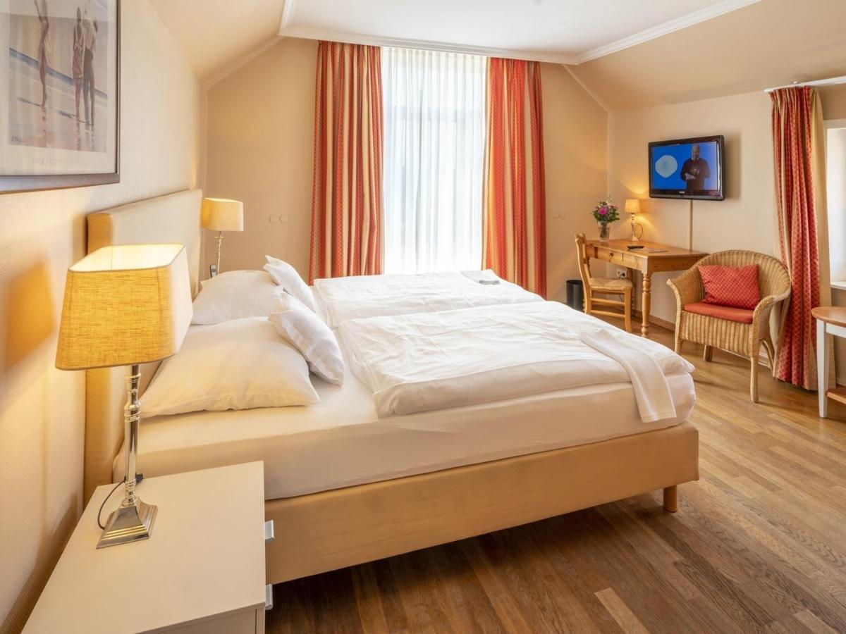 Hotel Huettmann Нордорф Экстерьер фото