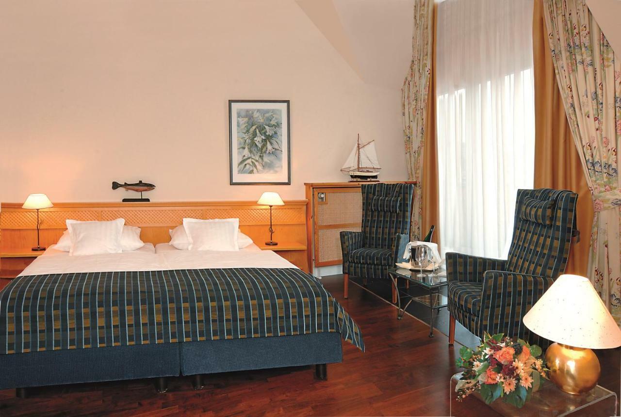 Hotel Huettmann Нордорф Экстерьер фото